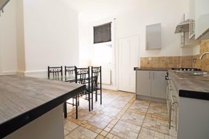 Photo 16- click for photo gallery